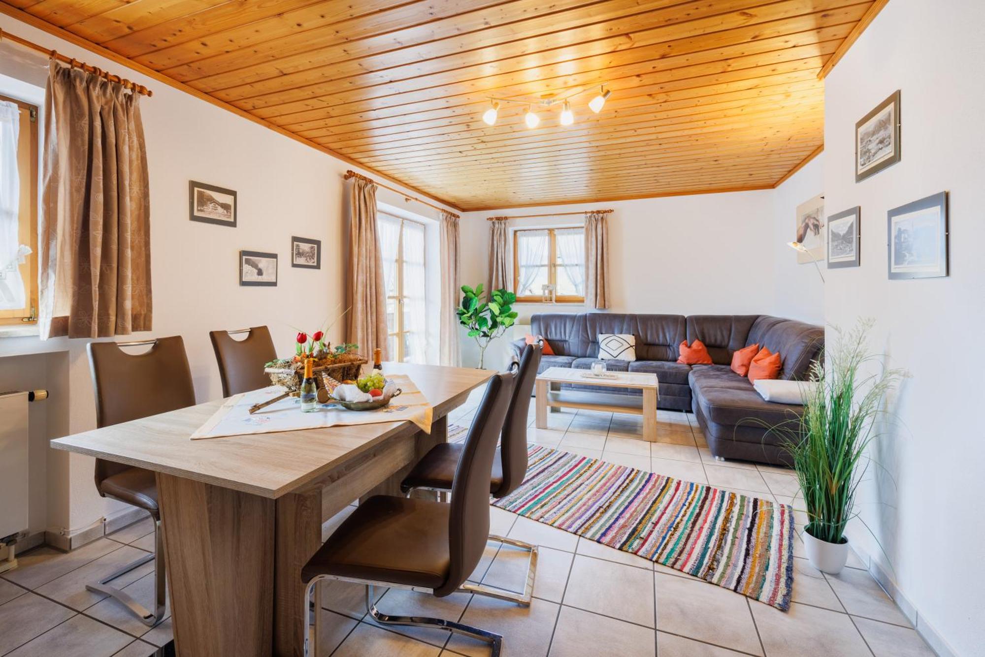 Ferienwohnung Kloepping Inkl. Chiemgaukarte Ruhpolding Bagian luar foto